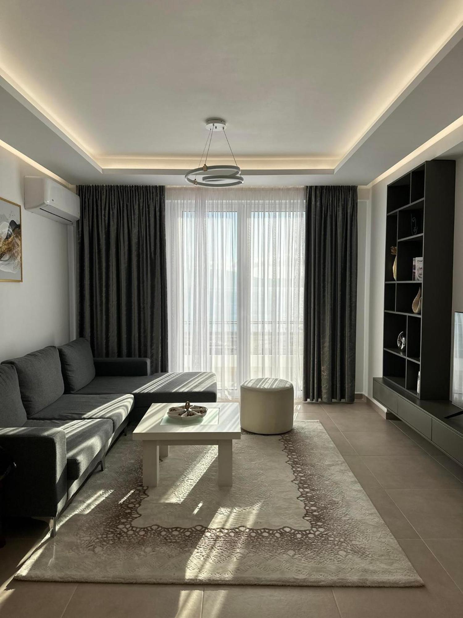 Sea View Apartment Luxury Vlorë Exteriör bild